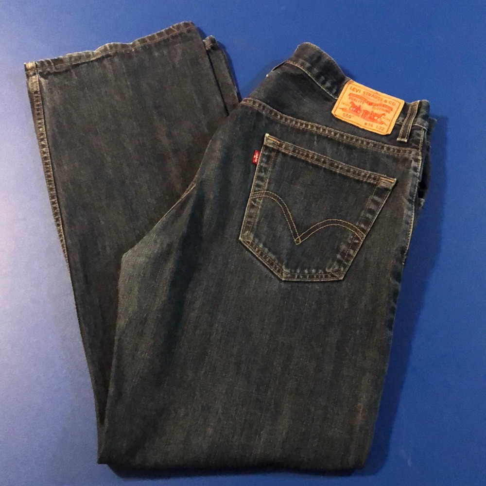 Men’s Relaxed Straight Blue Jeans